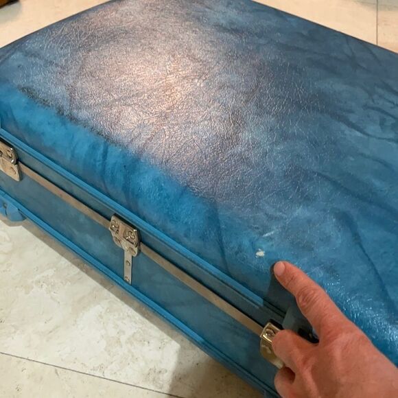 ♥️ Vintage American Tourister Aqua Blue Luggage - Picture 11 of 14